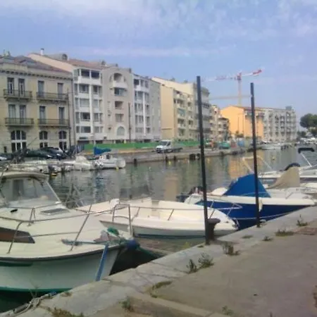 Le Petit Setois Apartman *